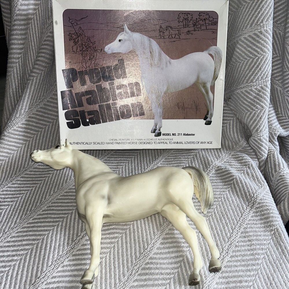 STUNNING Vintage Breyer Horse Alabaster Proud Arabian Stallion #211